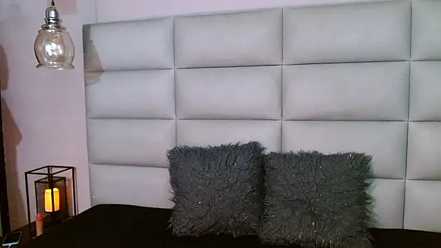 ashley-green- online show from February 26, 2026, 2:11 am