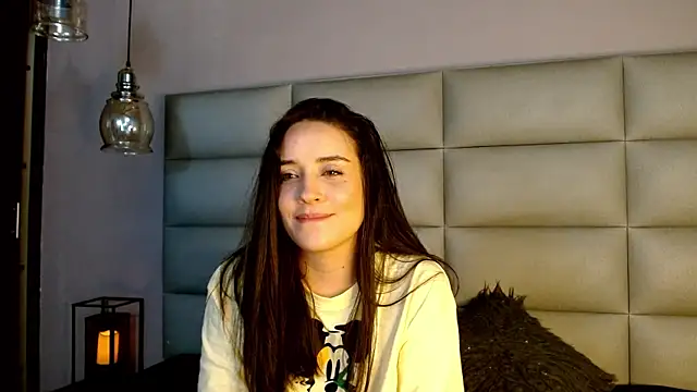 ashley-green- online show from March 5, 2026, 1:24 am