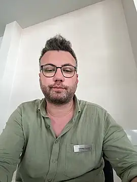 berkay977 online show from May 11, 2026, 12:06 pm