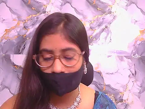 Snapshot of Aayesha-queen chatting on May 14, 2026, 4:42 am Aayesha-queen online show from May 14, 2026, 4:42 am