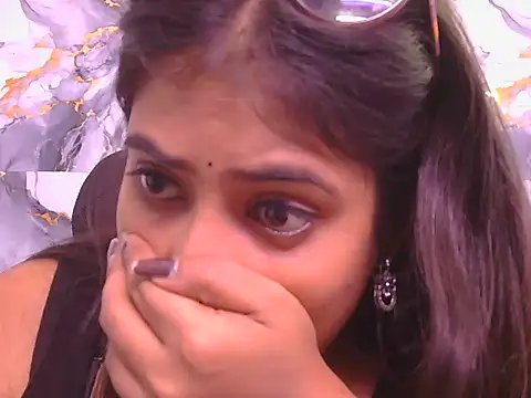 Snapshot of Aayesha-queen chatting on May 16, 2026, 10:36 am Aayesha-queen online show from May 16, 2026, 10:36 am