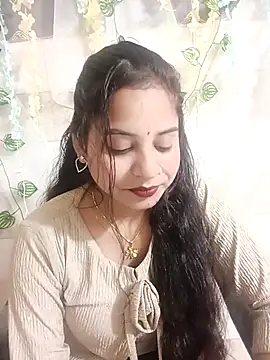 lovely-girl99 online show from March 17, 2026, 5:21 am