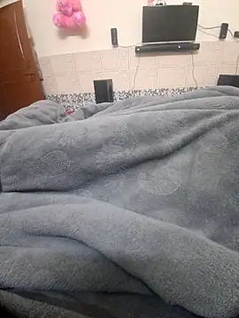 Strip-Couple2 online show from March 1, 2026, 7:41 am