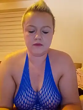 vicky star online show from April 14, 2026, 8:58 pm