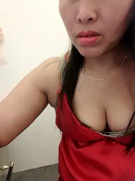 Snapshot of 01_ANNA_01 chatting on May 4, 2026, 6:22 pm 01 ANNA 01 online show from May 4, 2026, 6:22 pm