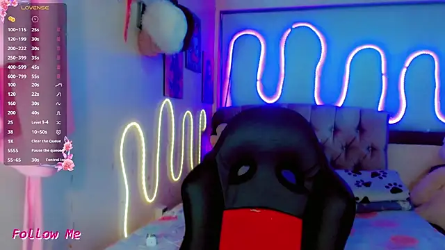 Snapshot of Alisson_Taylor_1 chatting on February 24, 2026, 11:22 am Alisson Taylor 1 online show from February 24, 2026, 11:22 am