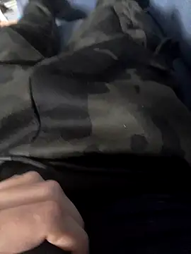 ilcazzone32 online show from March 1, 2026, 2:39 pm