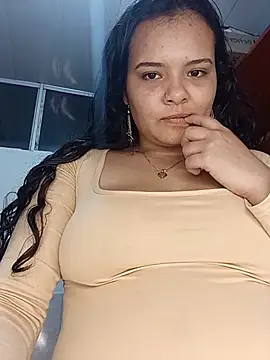 Emily Rouse23 online show from May 21, 2026, 3:04 am