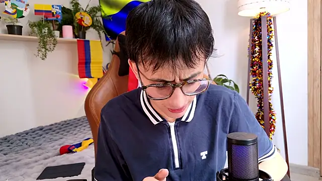 Snapshot of Sr_evann chatting on June 14, 2026, 4:41 pm Sr evann online show from June 14, 2026, 4:41 pm