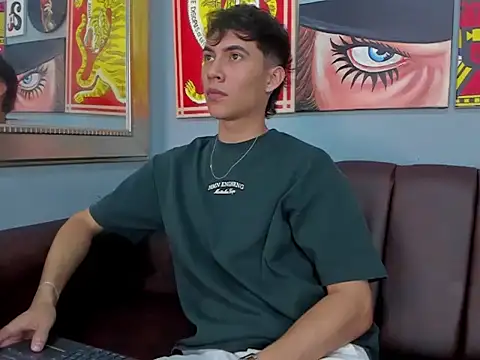 AronTawers online show from March 7, 2026, 7:08 pm