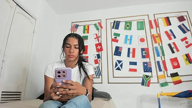 emily gaviria1 online show from June 20, 2026, 7:19 pm