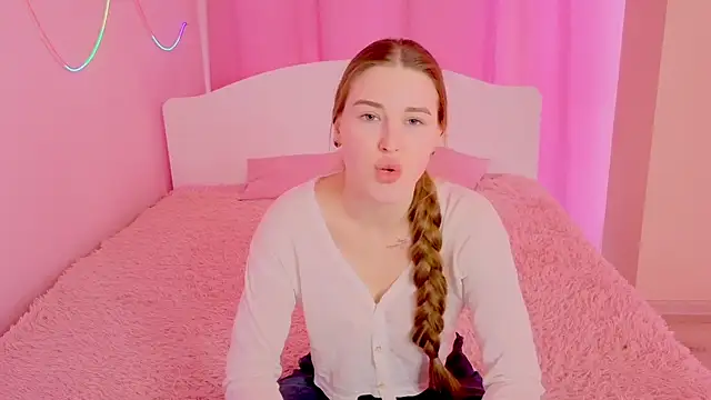 Violettta doll online show from February 24, 2026, 11:44 am