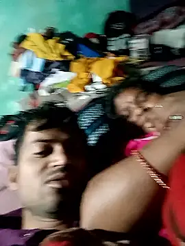 Varun908662 online show from April 18, 2026, 6:43 pm