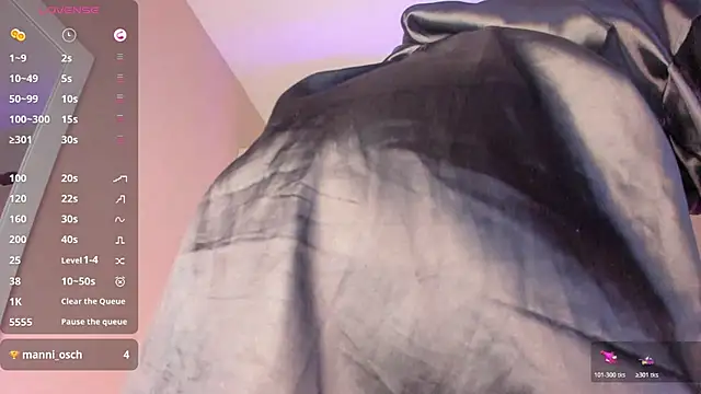 Snapshot of Oshun_444 chatting on April 25, 2026, 1:41 pm Oshun 444 online show from April 25, 2026, 1:41 pm