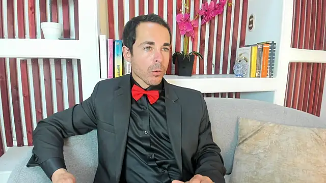 Adams Sanz online show from July 4, 2026, 7:29 pm