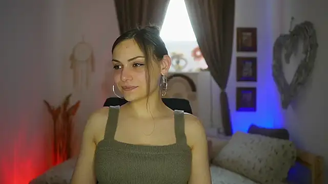 Sidney Sweety online show from May 10, 2026, 1:14 pm