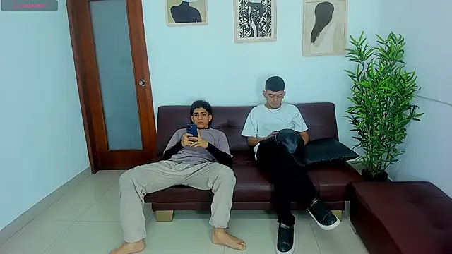 Snapshot of nobodyknows01 chatting on February 25, 2026, 12:27 pm nobodyknows01 online show from February 25, 2026, 12:27 pm