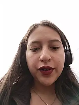 MaskedLatinaX online show from May 13, 2026, 2:46 pm