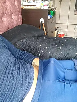 Andcas041 online show from April 24, 2026, 3:58 pm