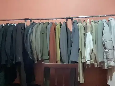 Snapshot of G00ner_top chatting on February 23, 2026, 9:26 pm G00ner top online show from February 23, 2026, 9:26 pm