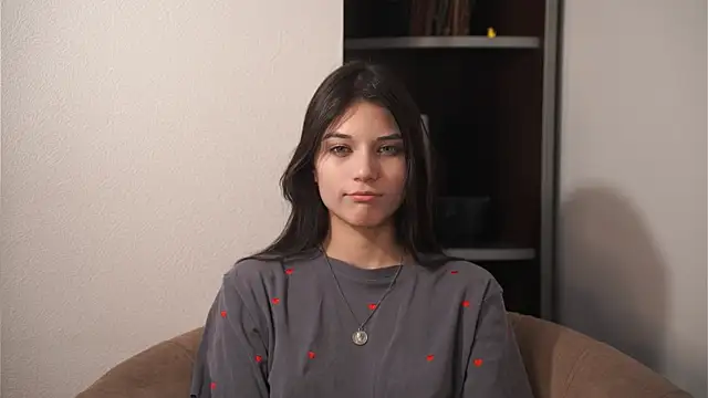 CaroylnPaiva online show from February 27, 2026, 8:58 am