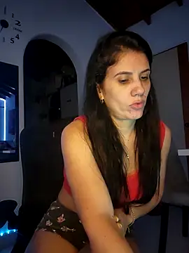 sashaaqueen online show from March 25, 2026, 2:33 am