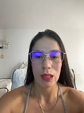 Penny 09 online show from March 18, 2026, 8:32 pm