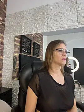 kendra leroy online show from March 25, 2026, 11:36 pm