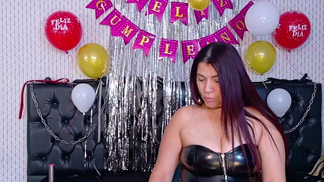 Snapshot of MollyRubio chatting on April 3, 2026, 1:28 pm MollyRubio online show from April 3, 2026, 1:28 pm