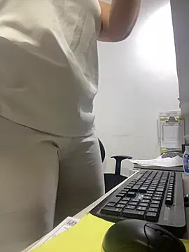 sweet wet dreamss online show from February 24, 2026, 1:39 am