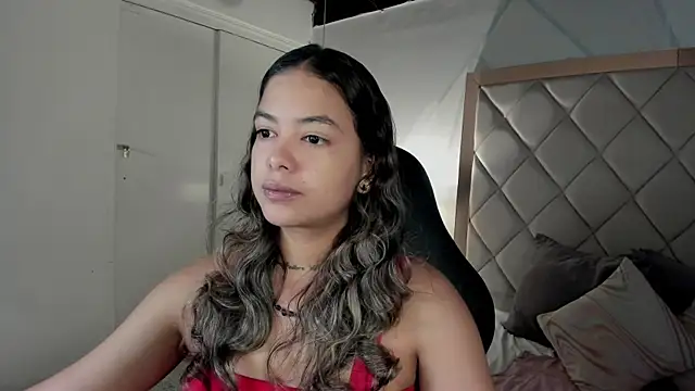 dulce lyraa1 online show from March 27, 2026, 12:28 pm