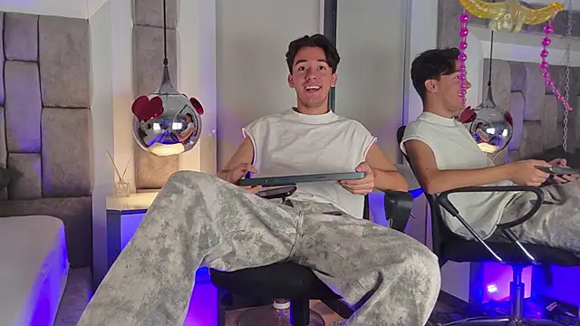 Austin Reedss online show from April 5, 2026, 1:18 pm