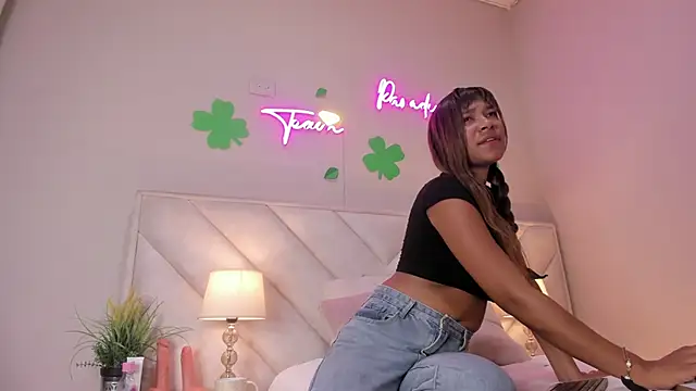 sheila x online show from March 15, 2026, 11:28 am