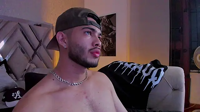 Snapshot of Vincentblack chatting on June 13, 2026, 11:45 pm Vincentblack online show from June 13, 2026, 11:45 pm