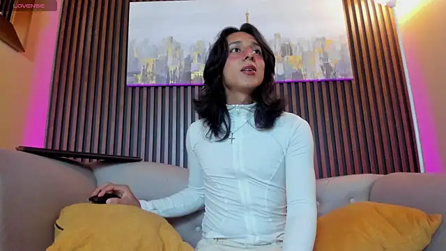 Snapshot of Elisasue chatting on April 22, 2026, 2:51 am Elisasue online show from April 22, 2026, 2:51 am