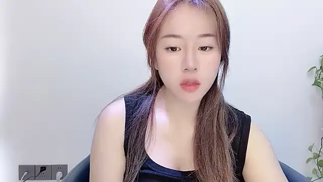 Snapshot of Baixi-01 chatting on April 19, 2026, 4:35 am Baixi-01 online show from April 19, 2026, 4:35 am