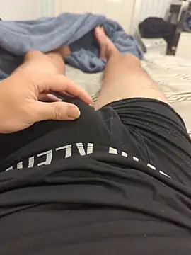 Snapshot of small_cockdannie chatting on February 24, 2026, 2:51 pm small cockdannie online show from February 24, 2026, 2:51 pm