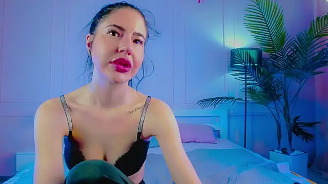 EmilyRamsey online show from April 26, 2026, 2:14 pm