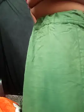 Snapshot of Sofiaa_09 chatting on February 27, 2026, 9:36 pm Sofiaa 09 online show from February 27, 2026, 9:36 pm