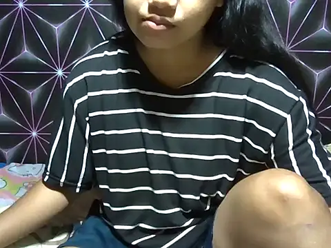 Snapshot of Flowerbebe chatting on March 11, 2026, 6:57 pm Flowerbebe online show from March 11, 2026, 6:57 pm