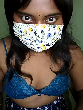 Snapshot of MISS_MADHURIBABY chatting on April 13, 2026, 9:46 am MISS MADHURIBABY online show from April 13, 2026, 9:46 am