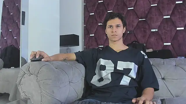 Snapshot of TonyBenedetti chatting on July 20, 2026, 9:17 pm TonyBenedetti online show from July 20, 2026, 9:17 pm