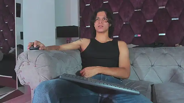 Snapshot of TonyBenedetti chatting on May 13, 2026, 9:11 pm TonyBenedetti online show from May 13, 2026, 9:11 pm