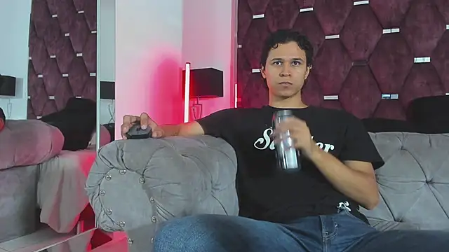 Snapshot of TonyBenedetti chatting on July 23, 2026, 7:21 pm TonyBenedetti online show from July 23, 2026, 7:21 pm
