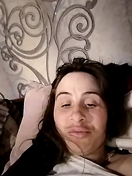 Snapshot of Stellary3752 chatting on April 14, 2026, 7:52 pm Stellary3752 online show from April 14, 2026, 7:52 pm