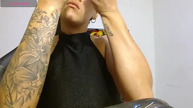 Divinejewel69 online show from March 30, 2026, 9:00 am