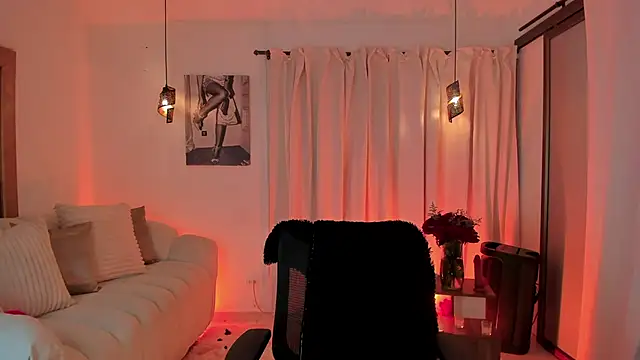 IsabellaLux  online show from June 9, 2026, 2:51 pm