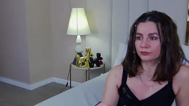 Snapshot of HelenaMarble chatting on March 4, 2026, 12:29 am HelenaMarble online show from March 4, 2026, 12:29 am