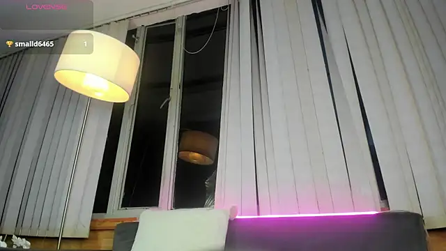 Snapshot of miss_valka chatting on March 7, 2026, 10:54 am miss valka online show from March 7, 2026, 10:54 am