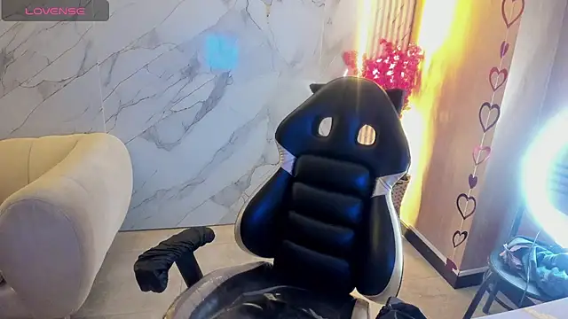 Kylie tf online show from February 27, 2026, 9:14 pm